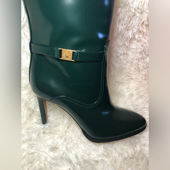 💚🐲Vince Camuto Mallard Green and Gold Heeled Boots size 7M NWOB🐲💚 - Picture 4 of 16